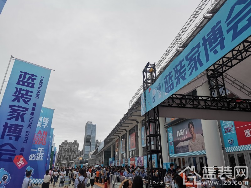 7月3日，为期3天的厦门首届蓝装家博会在厦门国际会展中心圆满帷幕